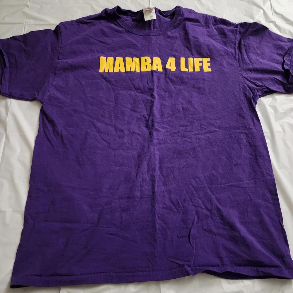 Mamba 4 Life Kobe Bryant Lakers Memorial Graphic Unisex T-Shirt
